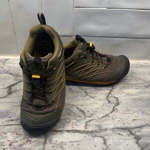 KEEN Chandler CNX Low Kids’ Shoes - Size 2 - Raven/Brindle